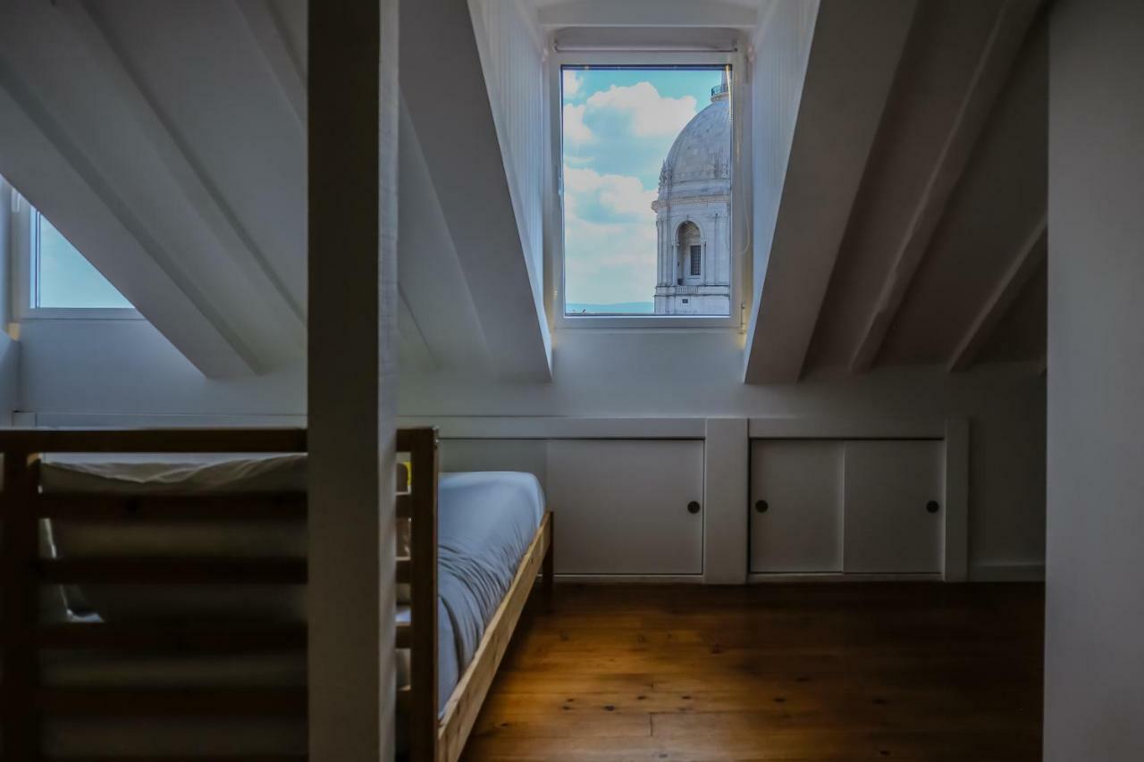 Alfama Riverview Apartments Lisbon Bagian luar foto