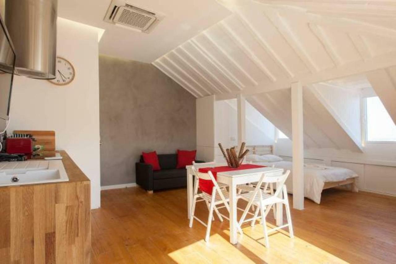 Alfama Riverview Apartments Lisbon Bagian luar foto