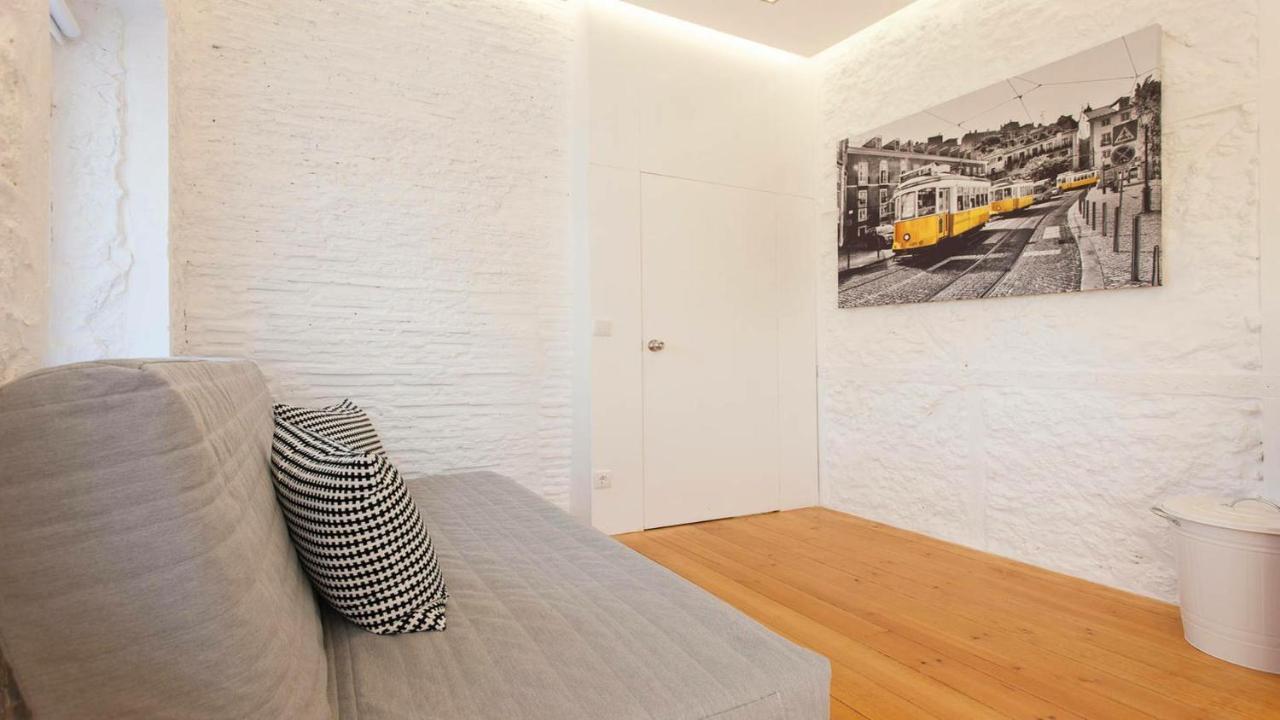 Alfama Riverview Apartments Lisbon Bagian luar foto